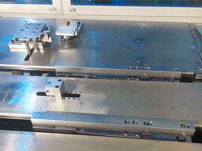 وحدة تغذية الألواح 